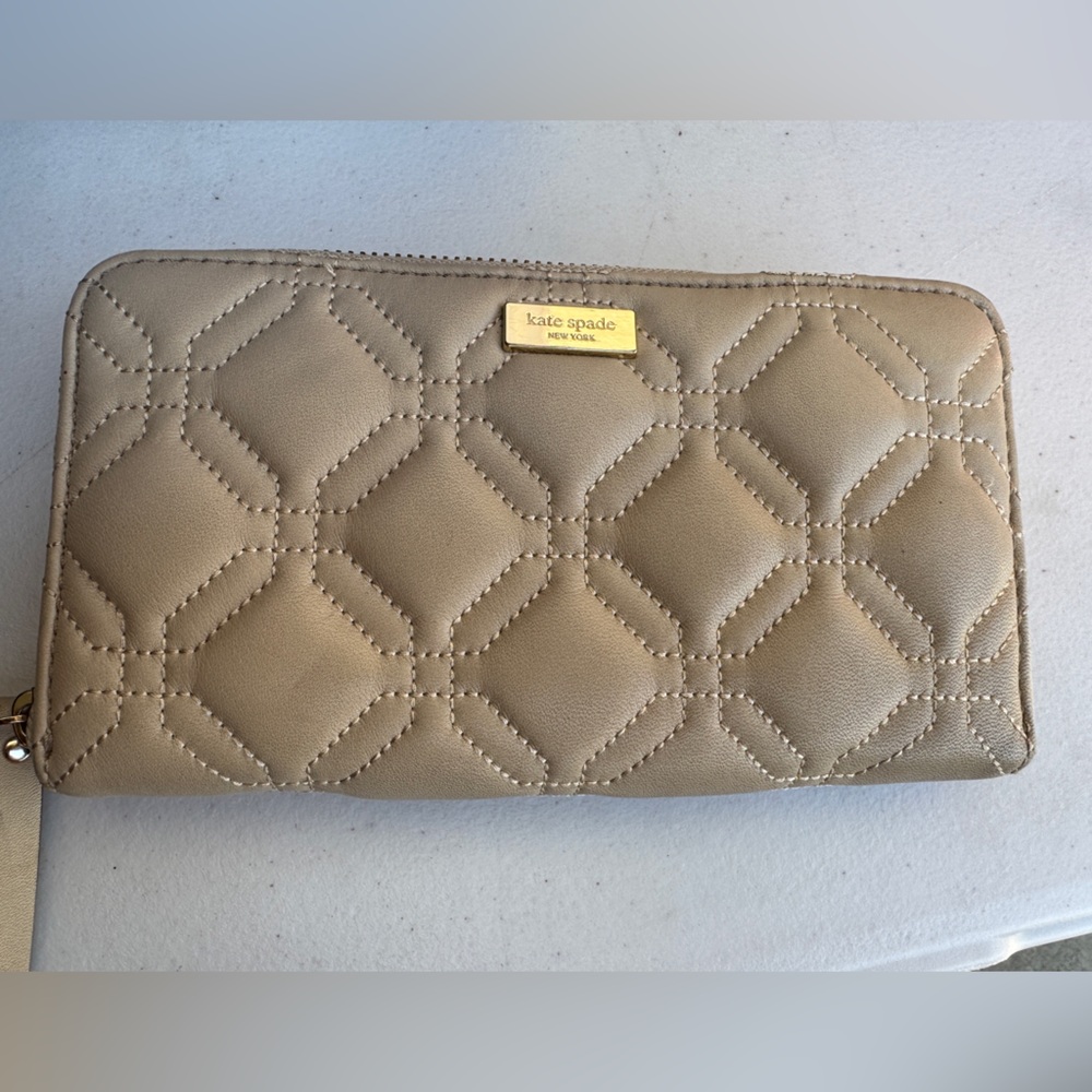 Kate Spade Tan Quilted Women's Wallet